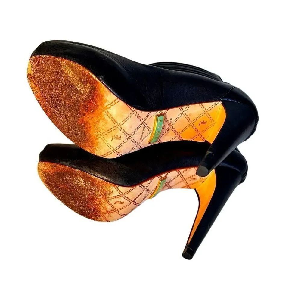 L.A.M.B. LAMB Black Leather Cuff Stilettos Peep Toe Heels Y2K Designer Size 6M - Picture 6 of 16